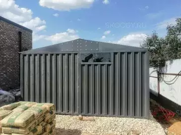 Масштабный хозблок для строительных материалов и садовой техники в графитовом цвете в дер. Михайловка, г.о. Истра, МО