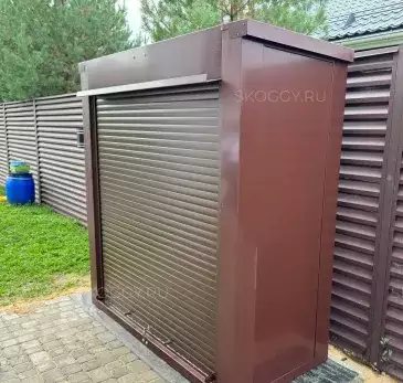 Уличный шкаф для инвентаря в шоколадном цвете в КП Новотишково, Пушкинский г. о, МО