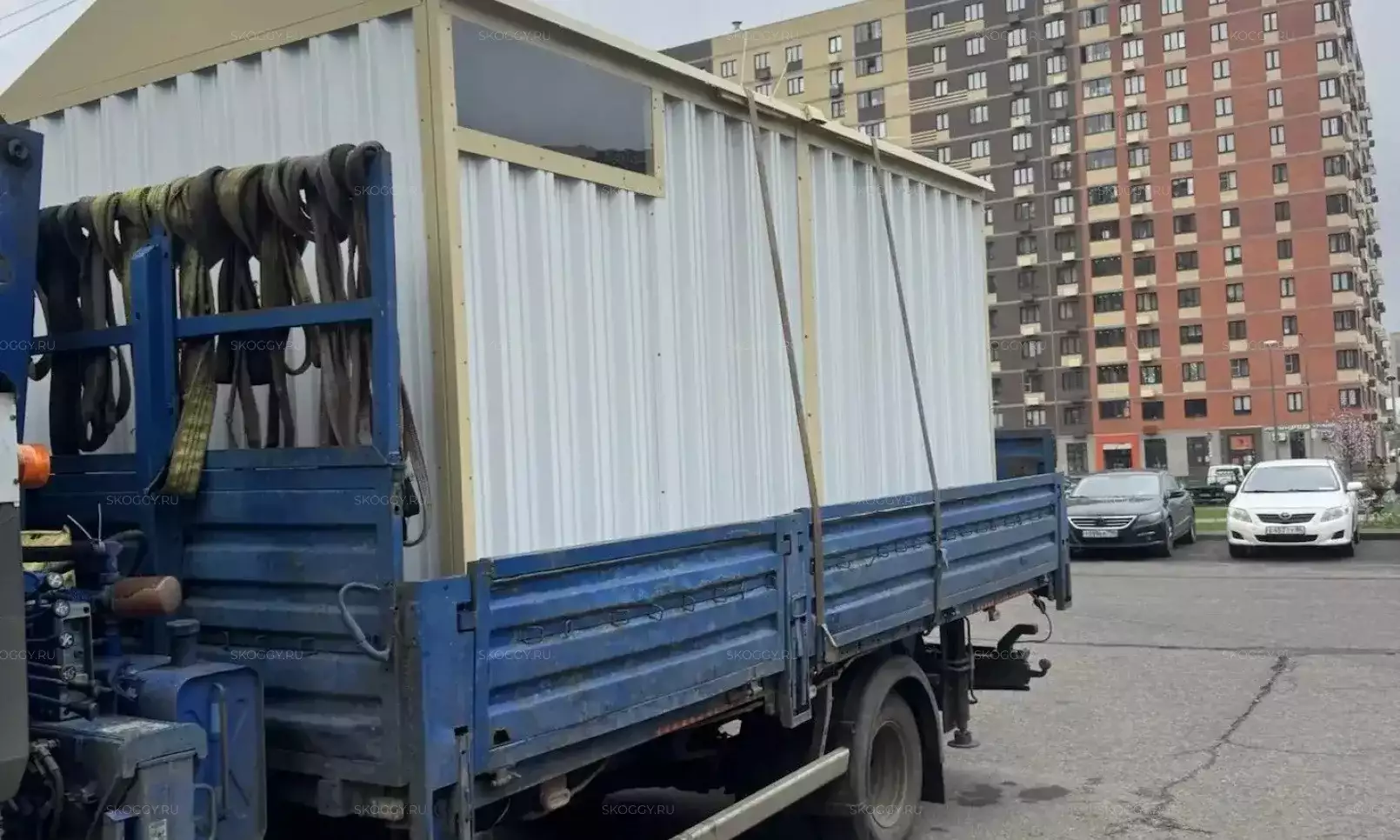 Хозблок SKOGGY для храма: белый RAL 9003